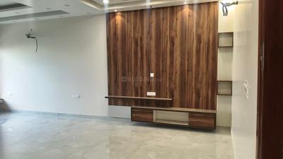 Living Room Image of 1800 Sq.ft 2 BHK Builder Floor for rent in Sector 108 Noida for Rs. 39000