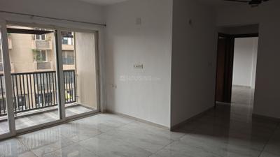 Living Room Image of 1250 Sq.ft 2 BHK Apartment / Flat for rent in Rushabhdev Sharan Circle Homes, Chandkheda Ahmedabad for Rs. 19500