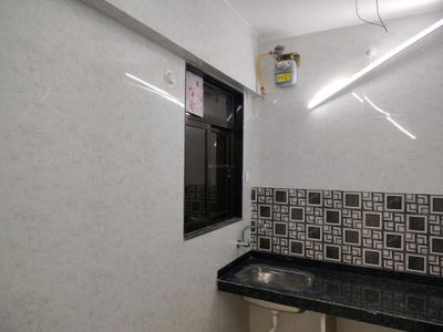 Kitchen Image of 530 Sq.ft 1 BHK Apartment / Flat for rent in Kasarvadavali Thane for Rs. 14999