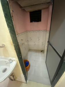 Bathroom Image of 650 Sq.ft 1 BHK Apartment / Flat for rent in Kopar Khairane Navi Mumbai for Rs. 18000