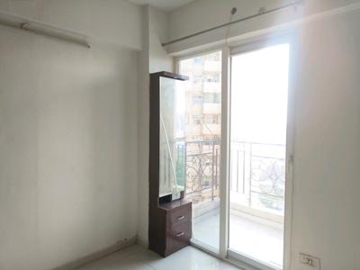 Bedroom Image of 700 Sq.ft 2 BHK Apartment / Flat for sale in Signature Global The Millennia, Sector 37D Gurgaon for Rs. 6650000