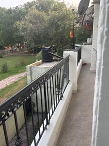 Balcony Image of 900 Sq.ft 2.5 BHK Apartment / Flat for rent in Sector 44 Chandigarh for Rs. 30000