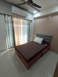 Bedroom Image of 1629 Sq.ft 3 BHK Apartment / Flat for sale in Yogi Platina, Sargasan Gandhinagar for Rs. 8000000