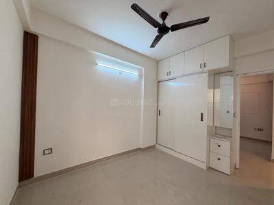 Bedroom Image of 950 Sq.ft 3 BHK Apartment / Flat for rent in ROF Amaltas, Sector 92 Gurgaon for Rs. 21000