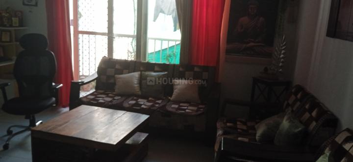 Saya Zion Main Image 1