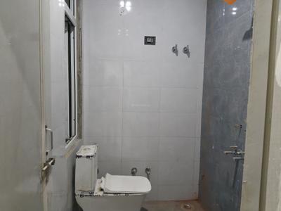 Bathroom Image of 200 Sq.ft 1 RK Builder Floor for rent in Pandav Nagar New Delhi for Rs. 13000