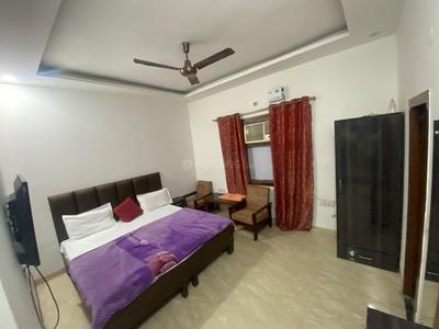 Bedroom Image of Hotel le grand & pg in Baltana, Panchkula