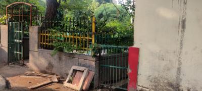 Main Entrance Image of 2025 Sq.ft 4 BHK Builder Floor for sale in Vivek Vihar New Delhi for Rs. 50000000