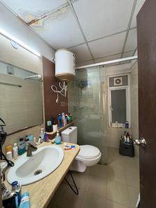 Bathroom Image of 1385 Sq.ft 3 BHK Apartment / Flat for sale in Prateek Wisteria, Sector 77 Noida for Rs. 18500000