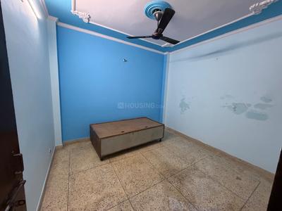 Bedroom Image of 520 Sq.ft 2 BHK Builder Floor for rent in Mayur Vihar Phase 1 New Delhi for Rs. 15500