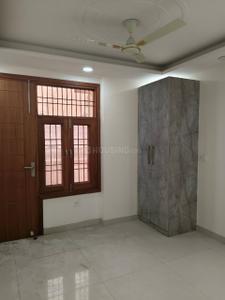 Bedroom Image of 1130 Sq.ft 3 BHK Builder Floor for sale in Pul Prahlad Pur New Delhi for Rs. 9500000