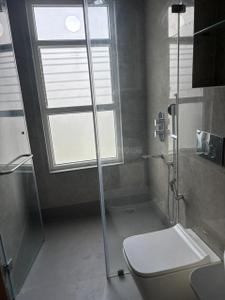 Bathroom Image of 2000 Sq.ft 3 BHK Apartment / Flat for rent in Laxminagar Nagpur for Rs. 60000