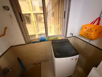 Kitchen Image of 1305 Sq.ft 2 BHK Apartment / Flat for rent in Swagat Queens Land, Sargasan Gandhinagar for Rs. 27000