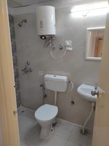 Bathroom Image of 1000 Sq.ft 2 BHK Apartment / Flat for sale in BPTP Spacio, Sector 37D Gurgaon for Rs. 15000000