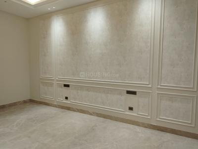 Bedroom Image of 2200 Sq.ft 3 BHK Builder Floor for sale in Safdarjung Enclave New Delhi for Rs. 75000000
