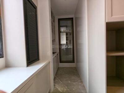 Balcony Image of 1800 Sq.ft 3 BHK Builder Floor for sale in Defence Colony New Delhi for Rs. 130000000