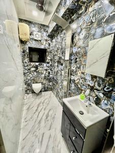 Bathroom Image of 1864 Sq.ft 3 BHK Apartment / Flat for sale in Maniktala Kolkata for Rs. 19000000
