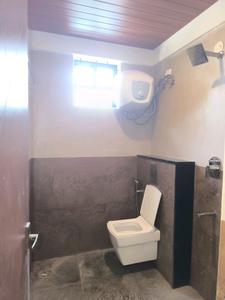 Common Bathroom Image of 1000 Sq.ft 2 BHK Apartment / Flat for rent in RR Nagar Bengaluru for Rs. 30000