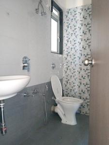 Common Bathroom Image of 600 Sq.ft 1 BHK Apartment / Flat for rent in DSS Mahavir Kalpavruksha, Thane West Thane for Rs. 19000