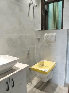 Common Bathroom Two Image of 2000 Sq.ft 6 BHK Builder Floor for sale in Rohini Sector 28 New Delhi for Rs. 20100000