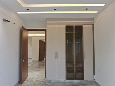 Bedroom Image of 1800 Sq.ft 3 BHK Builder Floor for sale in Paschim Vihar New Delhi for Rs. 37500000