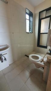 Bathroom Image of 1400 Sq.ft 3 BHK Apartment / Flat for sale in Abrol Vastu Park , Malad West Mumbai for Rs. 28588000