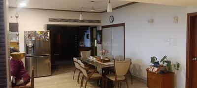 4.5 BHK Flat