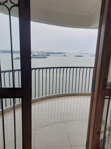Balcony Image of 2250 Sq.ft 3 BHK Apartment / Flat for sale in Marine Drive Kochi for Rs. 28000000