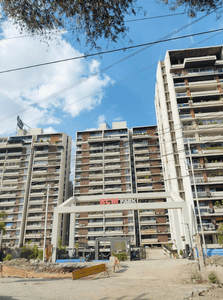 Image of 2032 Sq.ft 3 BHK Apartment / Flat for sale in Nipania, Indore for Rs. 15240000