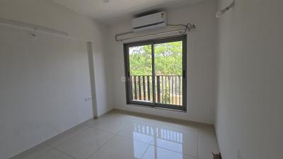 Bedroom Image of 650 Sq.ft 2 BHK Apartment / Flat for rent in Adani Aster Neo, Shantigram Ahmedabad for Rs. 39000