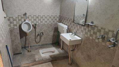 Bathroom Image of 1300 Sq.ft 3 BHK Builder Floor for rent in Jagatpura Jaipur for Rs. 26000