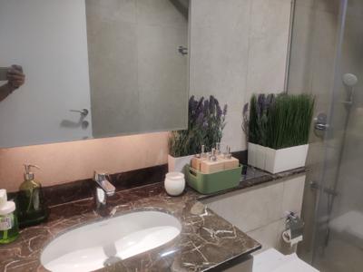 Image of 2400 Sq.ft 3 BHK Apartment / Flat for sale in DLF One Midtown, Karampura, New Delhi for Rs. 64500000