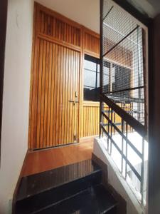 Balcony Image of 400 Sq.ft 1 BHK Apartment / Flat for rent in Paharia Varanasi for Rs. 11500
