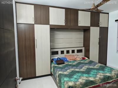 Bedroom Image of 1800 Sq.ft 3 BHK Apartment / Flat for rent in Elamakkara Kochi for Rs. 45000