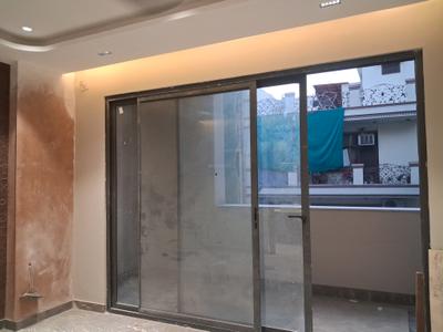 Bedroom Image of 1800 Sq.ft 3 BHK Builder Floor for sale in Paschim Vihar New Delhi for Rs. 36000000
