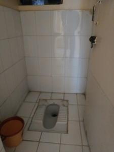 Sundar Sankul Common Bathroom 4