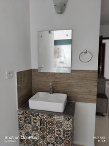 Bathroom Image of 900 Sq.ft 2 BHK Apartment / Flat for rent in Indis VB City, Bolarum Secunderabad for Rs. 22000