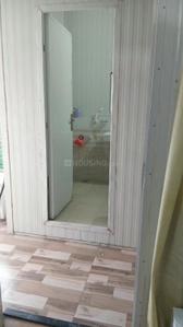 Bathroom Image of 200 Sq.ft 1 RK Apartment / Flat for rent in Sector 21C Faridabad for Rs. 11000