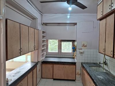 Kitchen Image of 1270 Sq.ft 3 BHK Apartment / Flat for sale in DDA Flats Mayur Vihar, Mayur Vihar Phase 1 New Delhi for Rs. 23000000