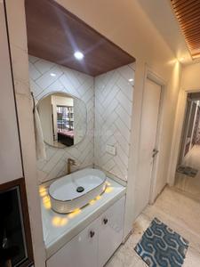 Bathroom Image of 1250 Sq.ft 3 BHK Apartment / Flat for sale in Kalpataru Hills, Thane West Thane for Rs. 31000000
