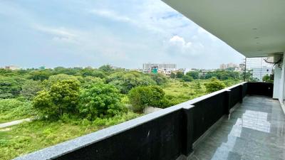 Balcony Image of 3400 Sq.ft 3 BHK Apartment / Flat for sale in Ansal Estella, Sector 103 Gurgaon for Rs. 39000000