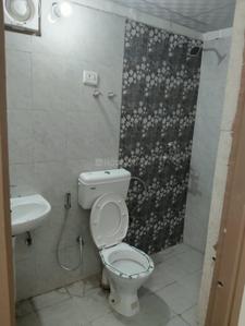 Bathroom Image of 700 Sq.ft 2 BHK Apartment / Flat for rent in Pareena Om Apartments, Sector 112 Gurgaon for Rs. 25000