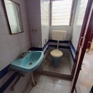 Bathroom Image of 1500 Sq.ft 3 BHK Builder Floor for rent in Ashok Nagar Jaipur for Rs. 40000
