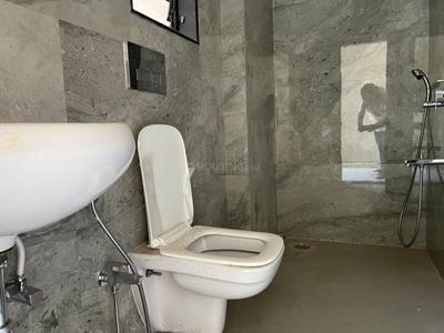 Bathroom Image of 1122 Sq.ft 3 BHK Apartment / Flat for sale in Chembur Mumbai for Rs. 44900000