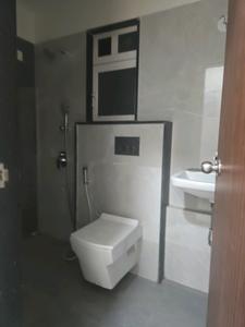 Common Bathroom Image of 732 Sq.ft 2 BHK Apartment / Flat for sale in Kandivali West Mumbai for Rs. 24500000