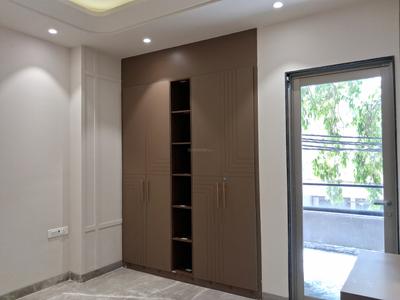 Bedroom Image of 1800 Sq.ft 3 BHK Builder Floor for sale in Paschim Vihar New Delhi for Rs. 35000000