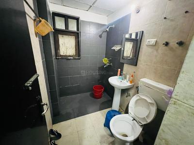 Bathroom Image of 1165 Sq.ft 2 BHK Apartment / Flat for sale in Omaxe North Avenue II, Omaxe City Bahadurgarh for Rs. 3800000