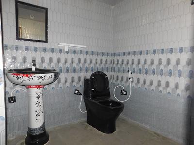 Bathroom Image of Aman pg and rooms in Sector 132, Noida