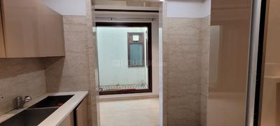 Bathroom Image of 2500 Sq.ft 4 BHK Builder Floor for sale in  Vigyan Vihar RWA, Surajmal Vihar New Delhi for Rs. 47500000