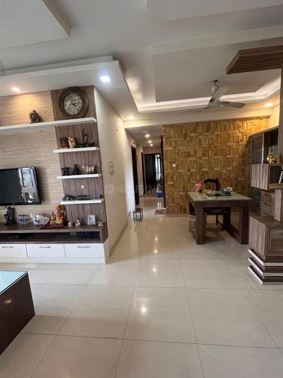 Mani Tiru Shivam Main Image 1